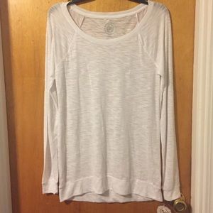 Juniors medium white long sleeve Hi lo shirt